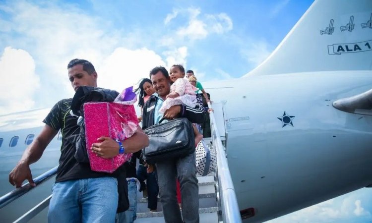 Venezuelanos lideram grupo de imigrantes que vivem no Brasil